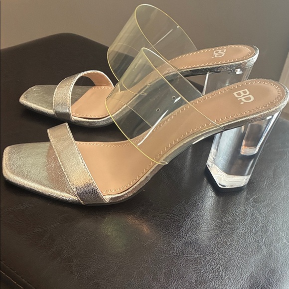New BP Metallic Silver Heeled Sandals - Picture 5 of 8